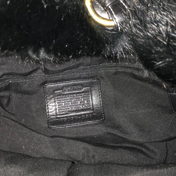 Black Coach shoulder bag - Picture 3 of 5
